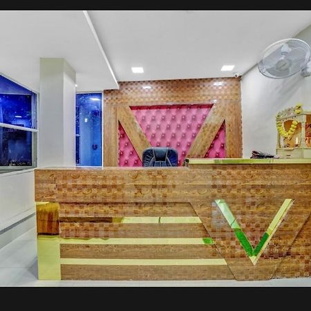 Hotel Bhavya Residency Ahmedabad Esterno foto